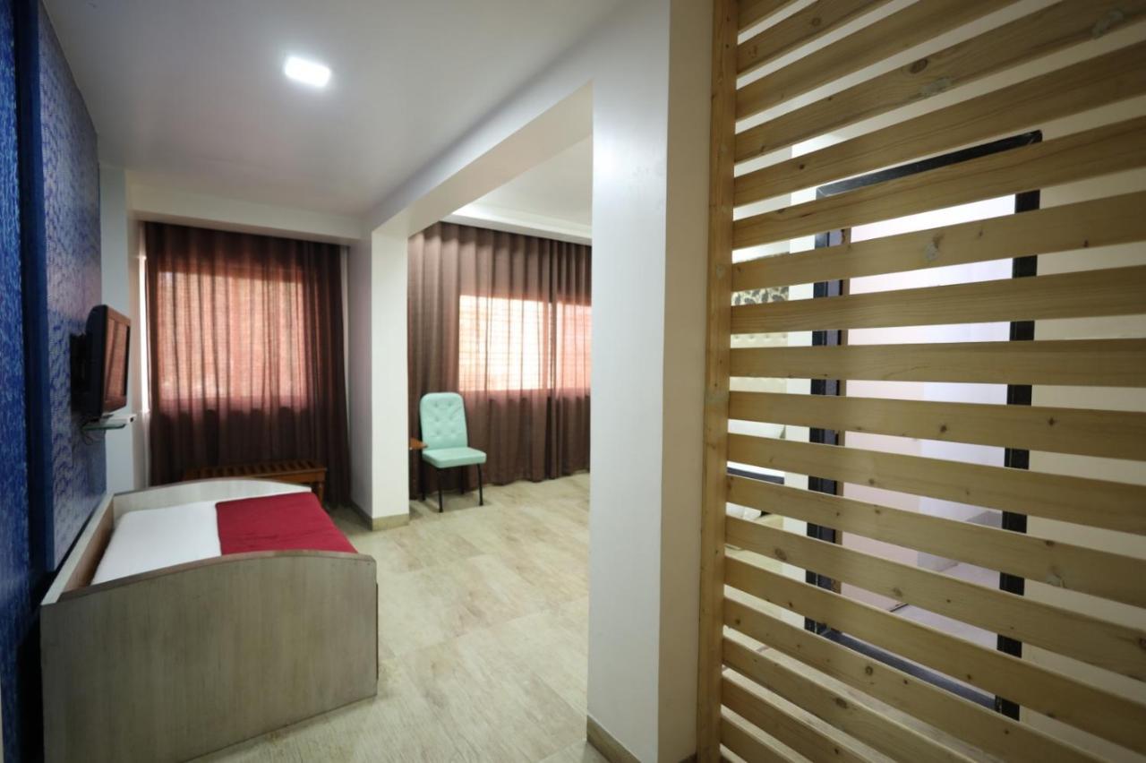 Saish Hotel شيردي المظهر الخارجي الصورة