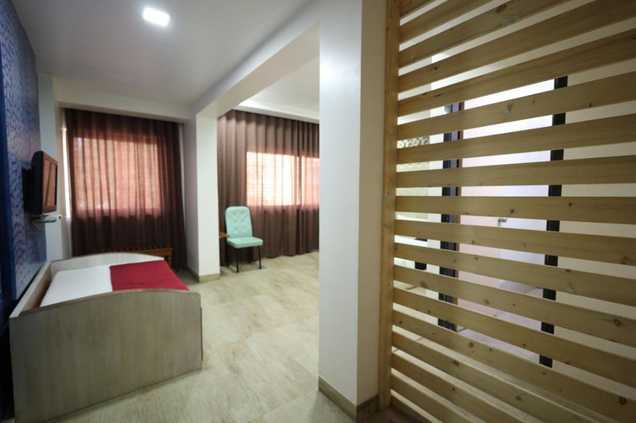Saish Hotel شيردي المظهر الخارجي الصورة