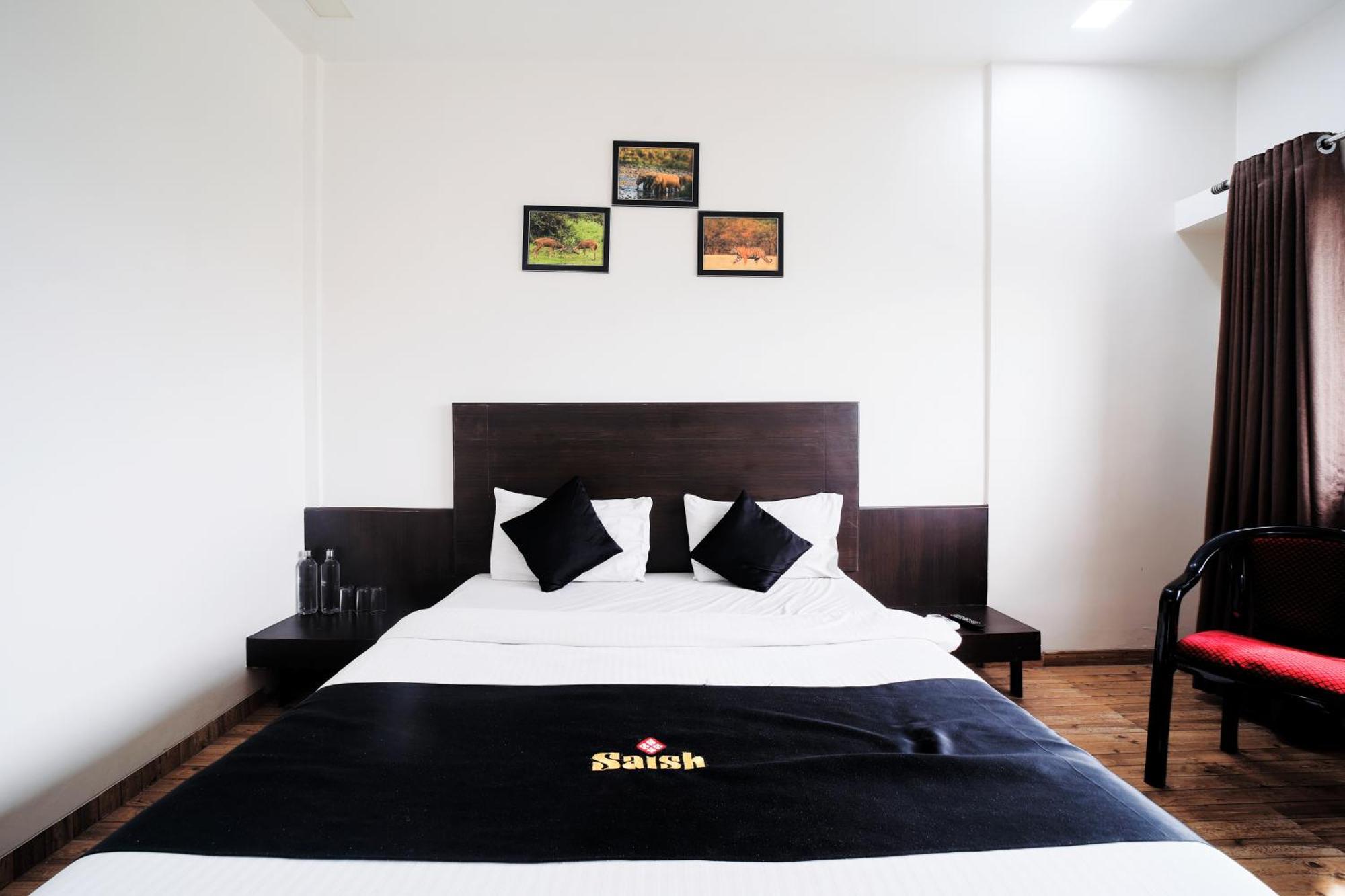 Saish Hotel شيردي الغرفة الصورة